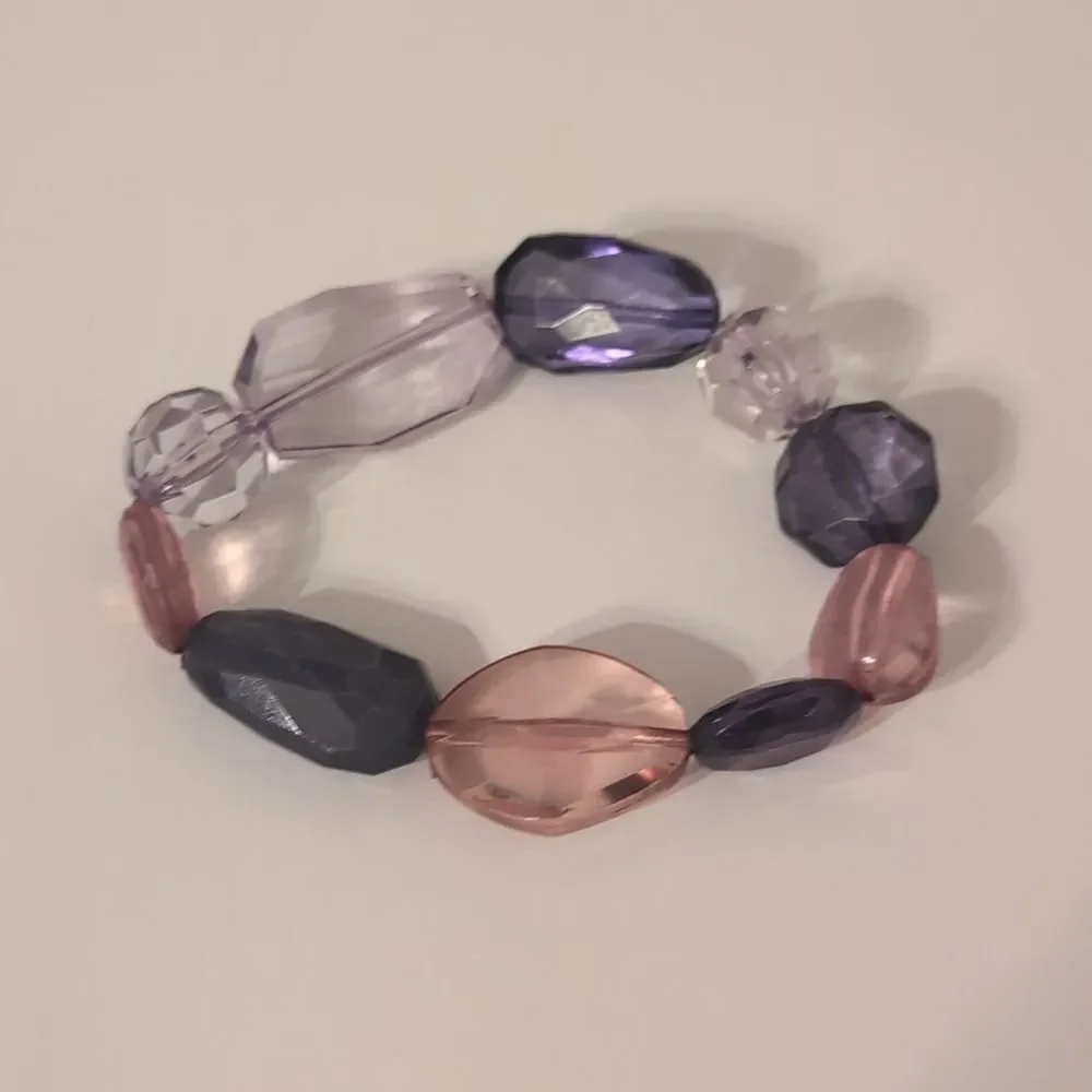 588 Purple and‎ Pink Translucent Faceted Beaded Stretch Bracelet